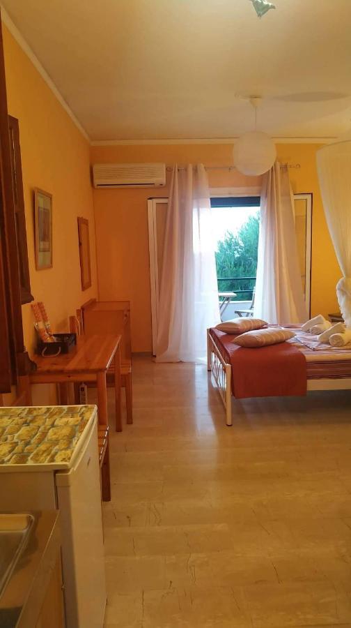 Holiday home Spiti Mitsis *